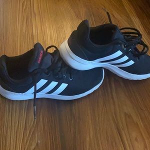 Boys size 3 adidas cloudfoam